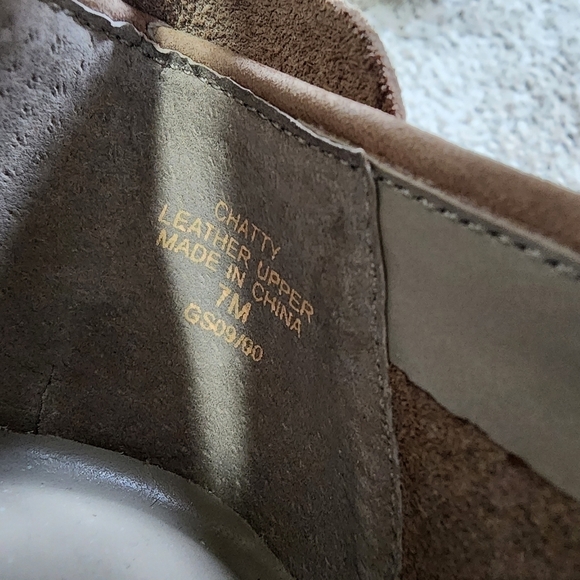 3/$25 Villager by Liz Claiborne Chatty Suede Leather Upper Loafers - 7M - Picture 8 of 11